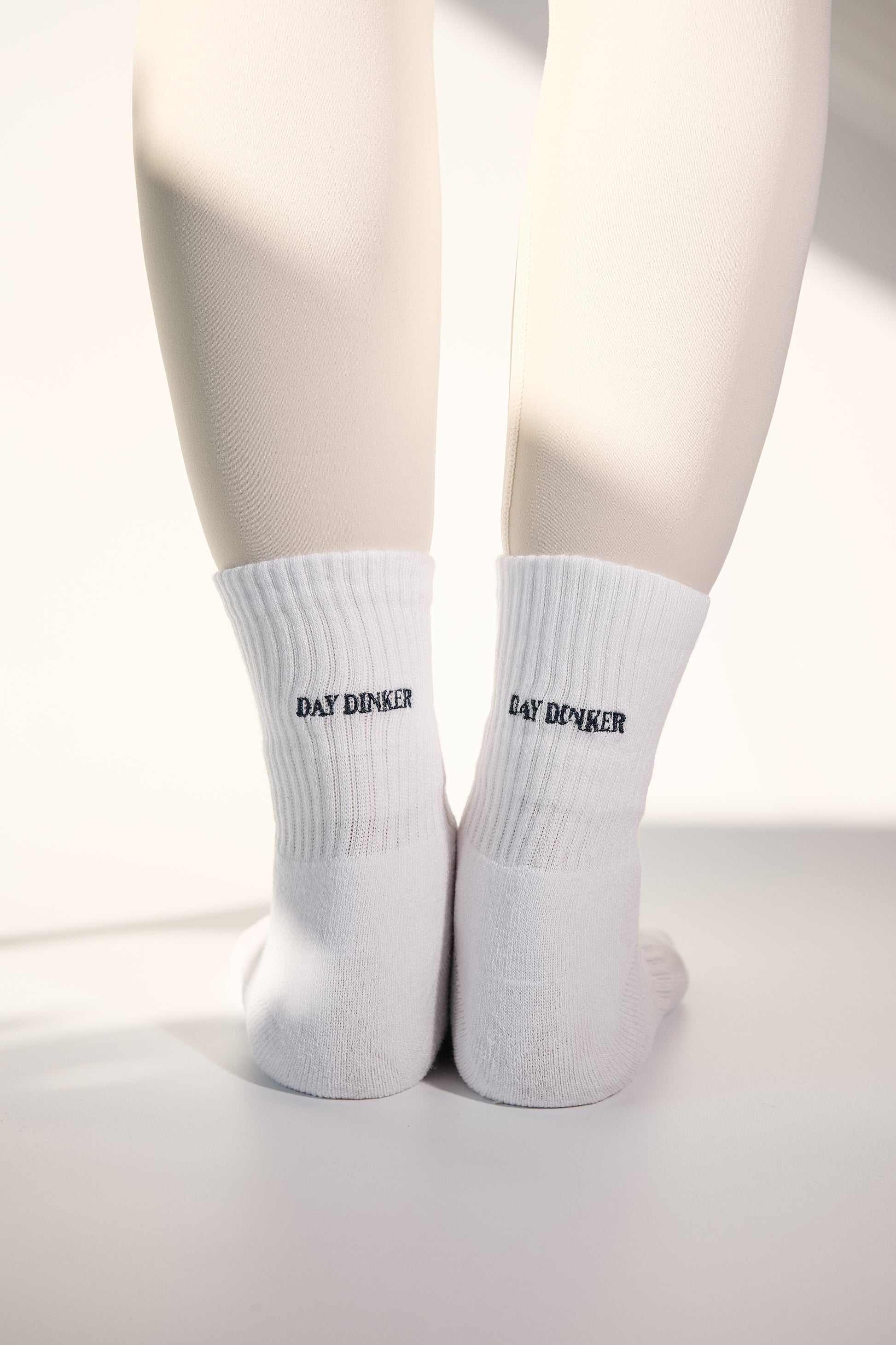 Day Dinker Court Socks in White